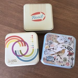 Fossil collectors tins